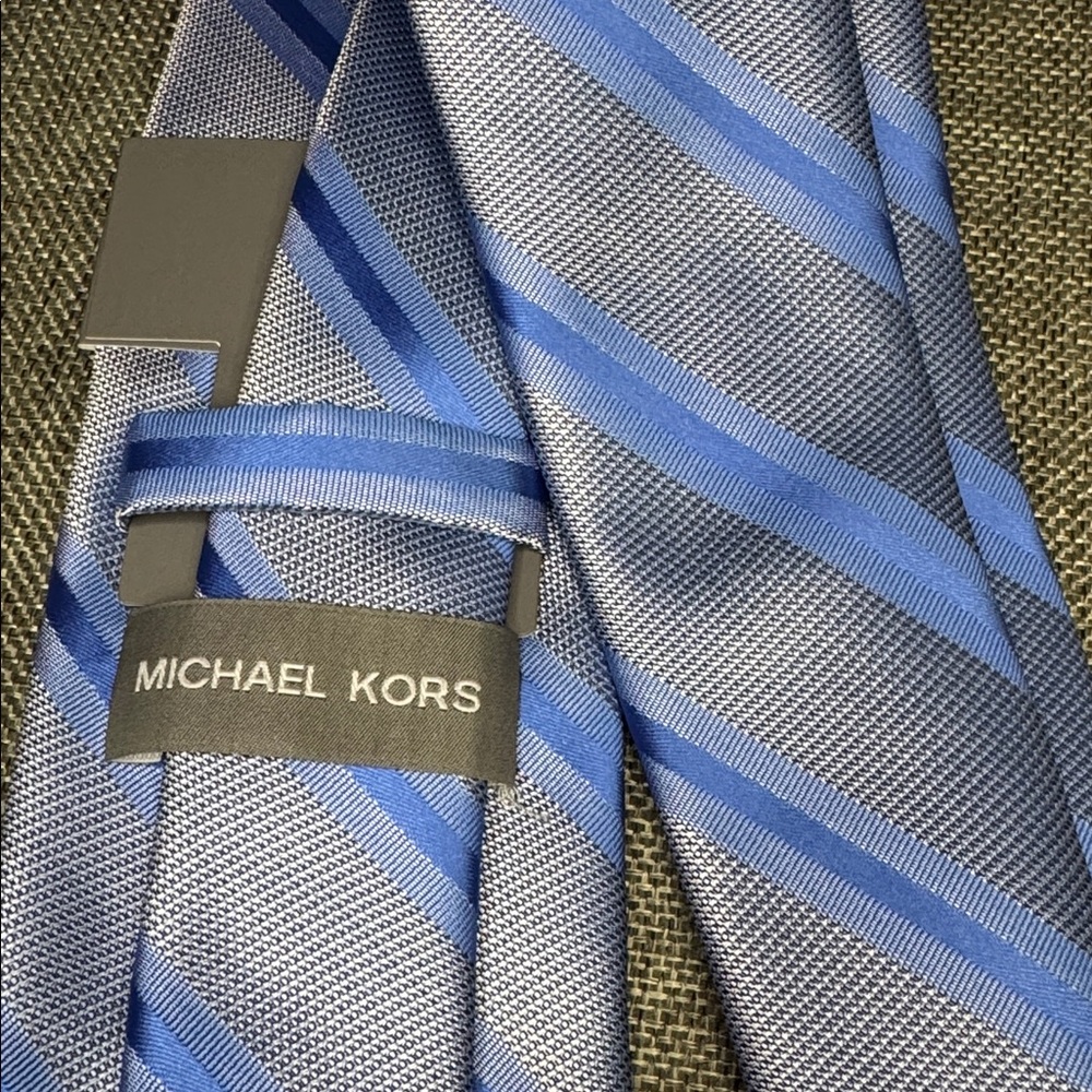 Michael Kors Silver and Blue Men's Tie - Picture 2 of 2